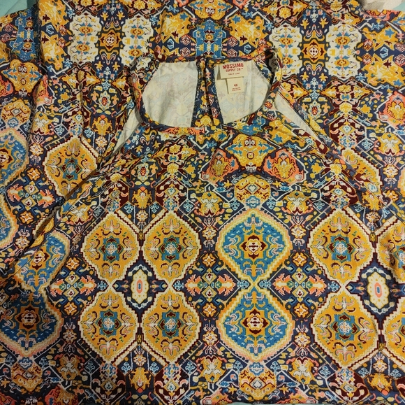 Halter dress never worn - Picture 1 of 3